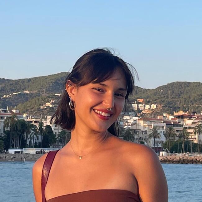 Babysitter in Aix-en-Provence: Ambre