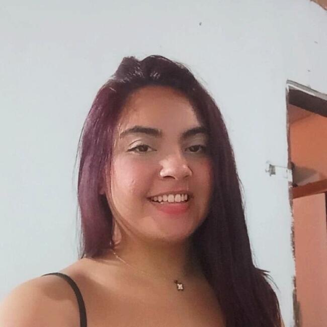 Babysitter in Paranaguá: Antonia