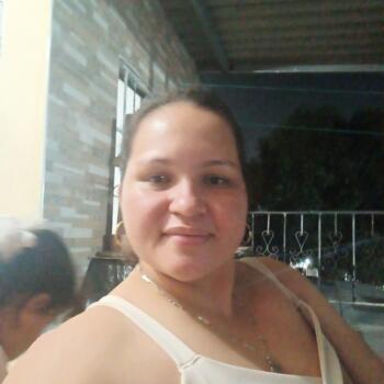 Babysitter in Soledad: Lina Marcela