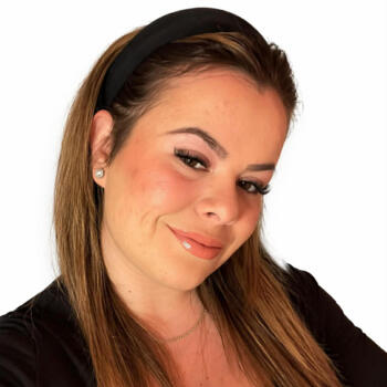 Babysitter in Rhodes: Eirini