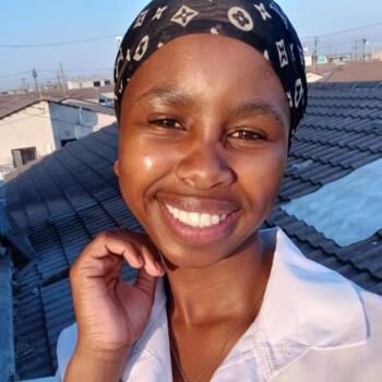 Babysitter in Cape Town: Kelebogile
