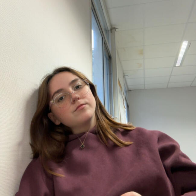 Babysitter in Lunel: Elsa