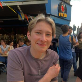 Baby-sitter in Rouen: Simon