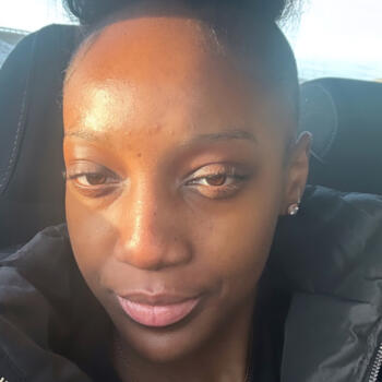 Babysitter in Calgary: Tamia