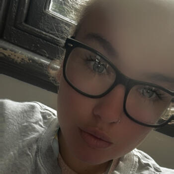 Babysitting job in Goulburn: babysitting job Karinda