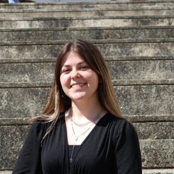 Babysitter in Castelo Branco: Carina