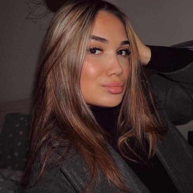 Baby-sitter in Uster: Anica