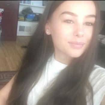 Babysitter Dagenham: Francesca