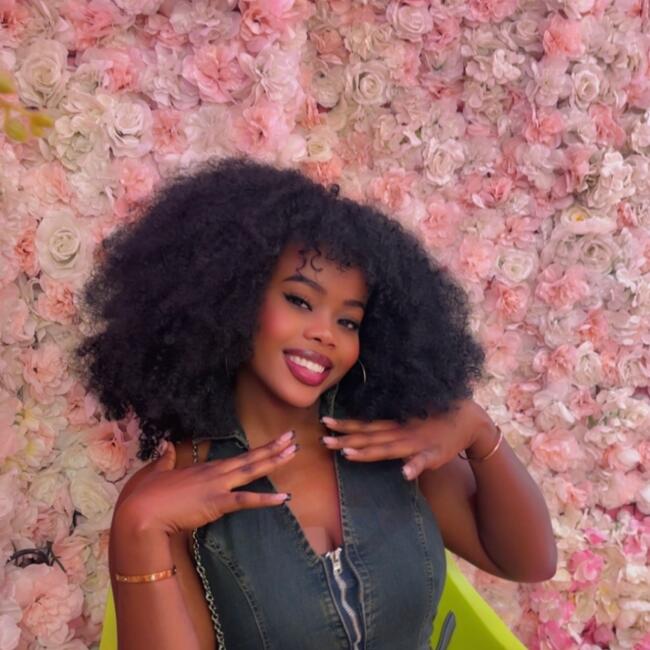 Babysitter in Berlin: Divine