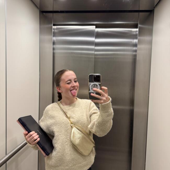 Babysitter in Braine-l’Alleud: ELISE