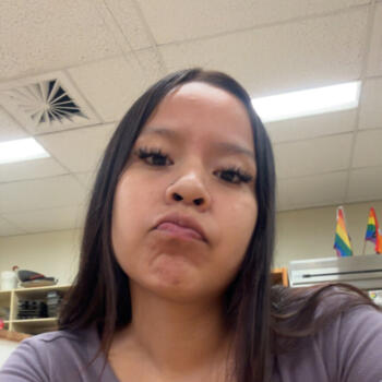 Babysitter in Lillooet: Madison