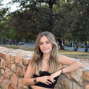 Nanny in Rubí: Iris