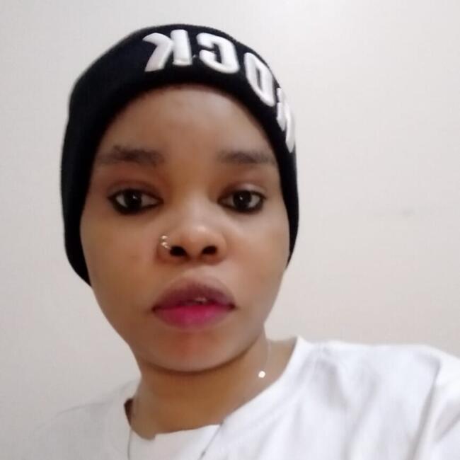 جليسة أطفال في الرياض: Purity