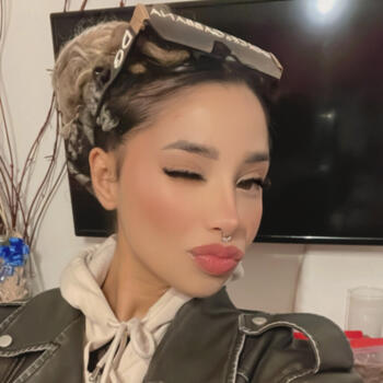 Babysitter in Genoa: Nicole