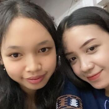 Lowongan pekerjaan babysitting di Kabupaten Malang: lowongan pekerjaan babysitter Nyra