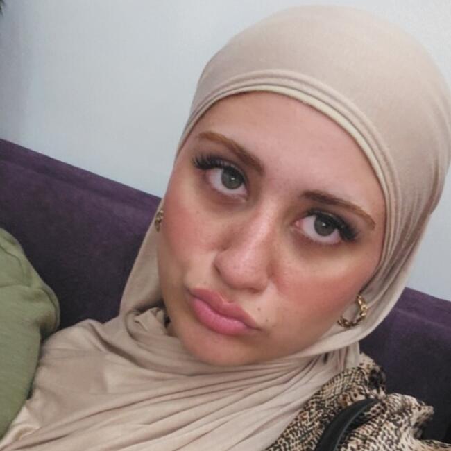 Babysitter in Leeds: Alisha