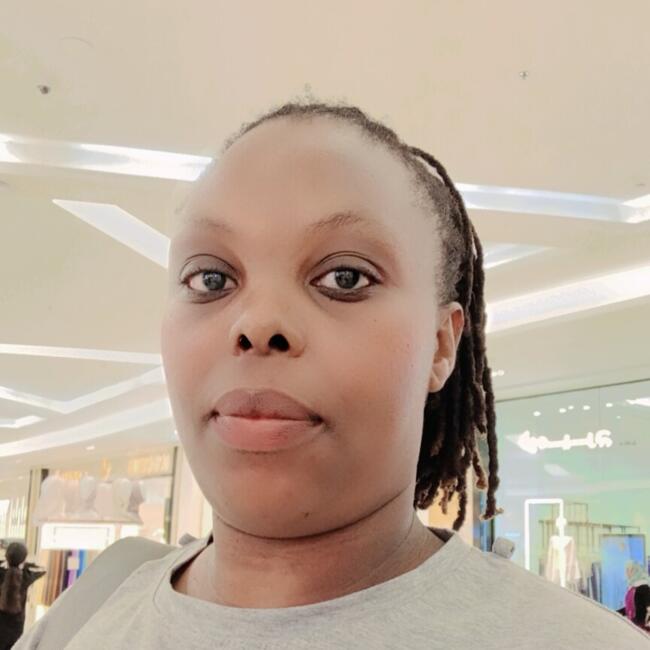 Nanny in Nairobi: Loise