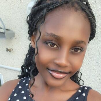 Babysitter in Calgary: Persis