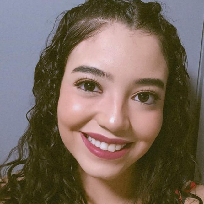 Babysitter in Brasília: Ana Luiza