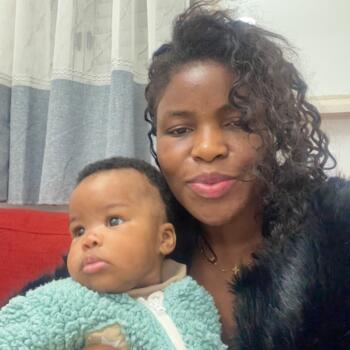 Babysitter in Herzliya: Flavia