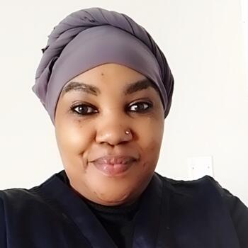 Babysitter in Riyadh: Janet