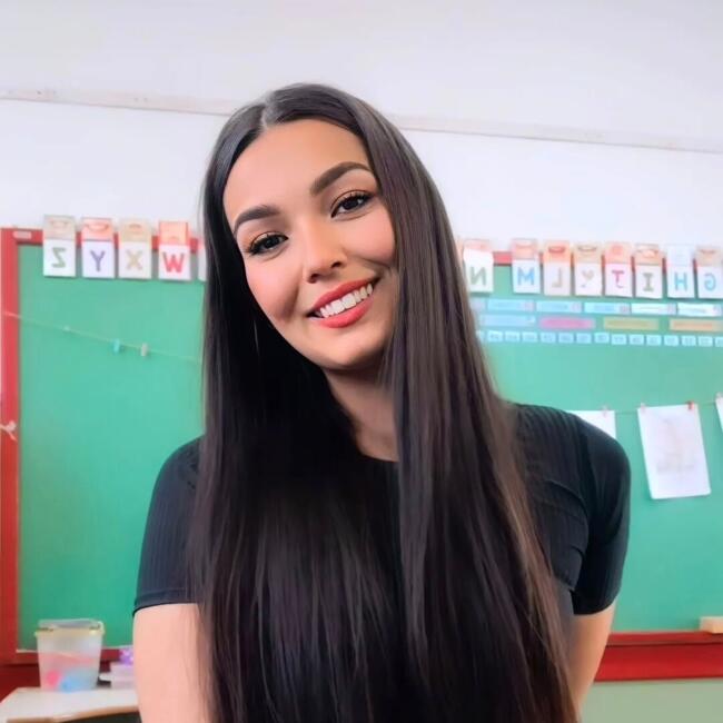 Babysitter in São Leopoldo: Kethlyn