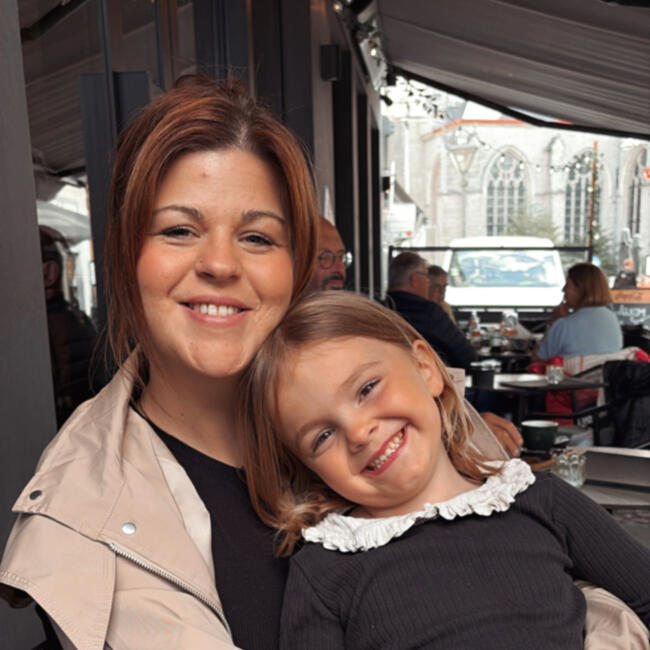 Babysitter Job in Aalst: Emily