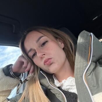 Babysitter in Rieux-Minervois: Célia