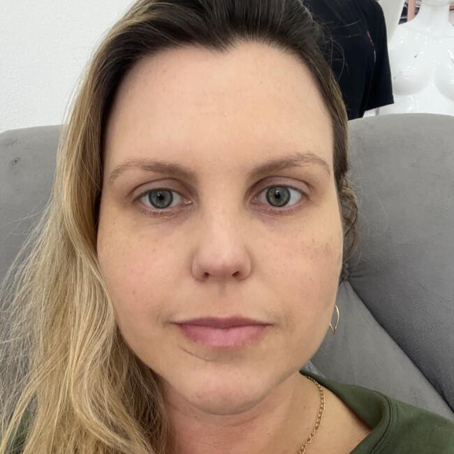 Emprego de babá em Canoas: Katia Luiza