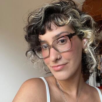 Babá em São Pedro da Aldeia: Júlia