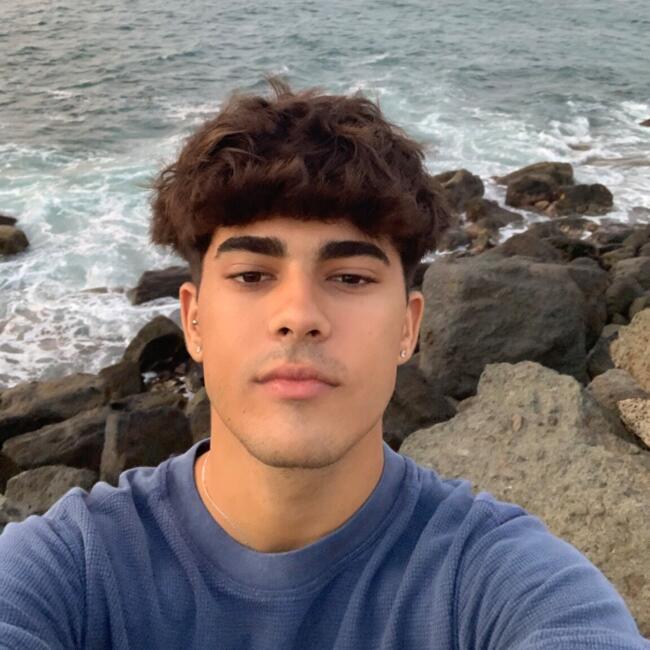 Babysitter in Paterna: Yoel Díaz Rubira