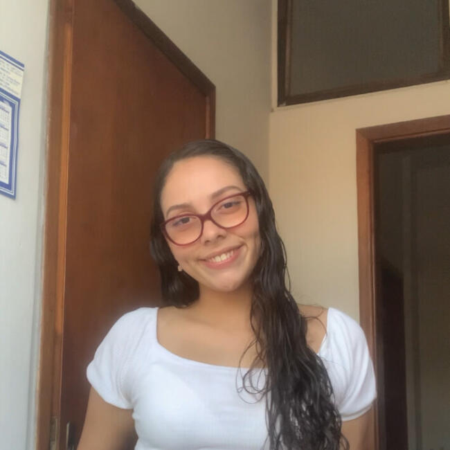 Babysitter in Resende: Heloá Carolina