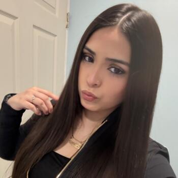 Babysitter Chicago: Della