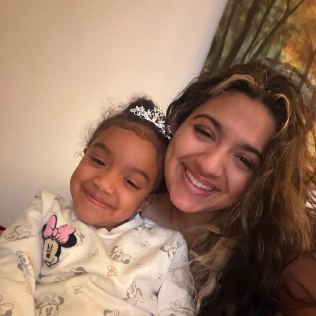 Baby-sitter in Scarborough Junction: Mia