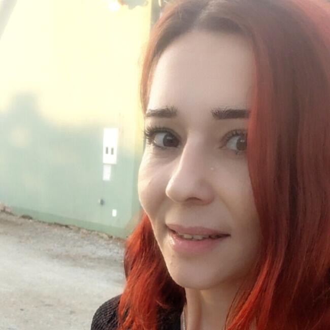 Bebisiterka u Noćaj: Jasmina