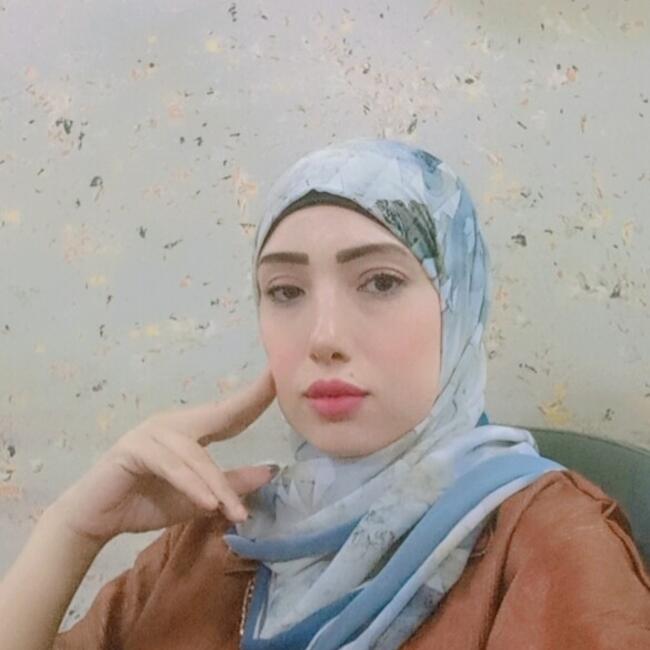 جليسة أطفال في جدة: زينب