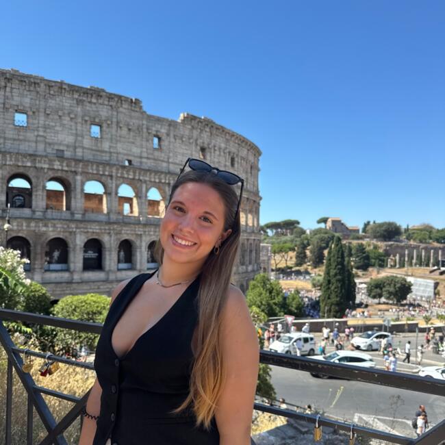 Babysitter in Coimbra: Maria