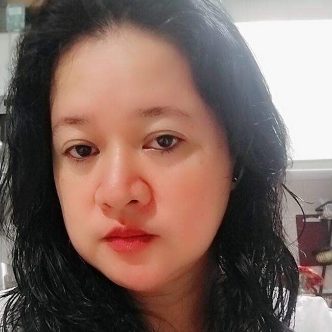 مربية أطفال في الدمام: Monica