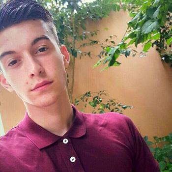 Babysitter in Reims: Evan