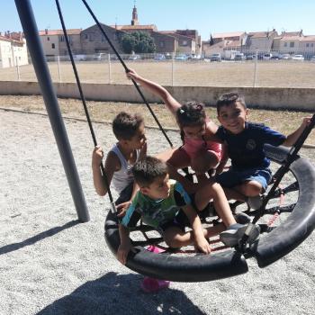 Job de garde d'enfants à Le Soler: job de garde d'enfants Florian