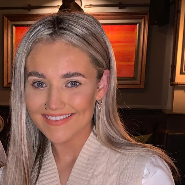 Babysitter in Sydney: Brianna