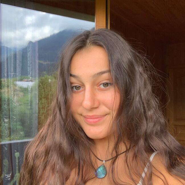 Nanny in Montreal: Enya