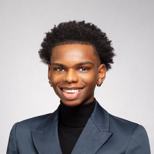 Babysitter in Birmingham: Ahmed