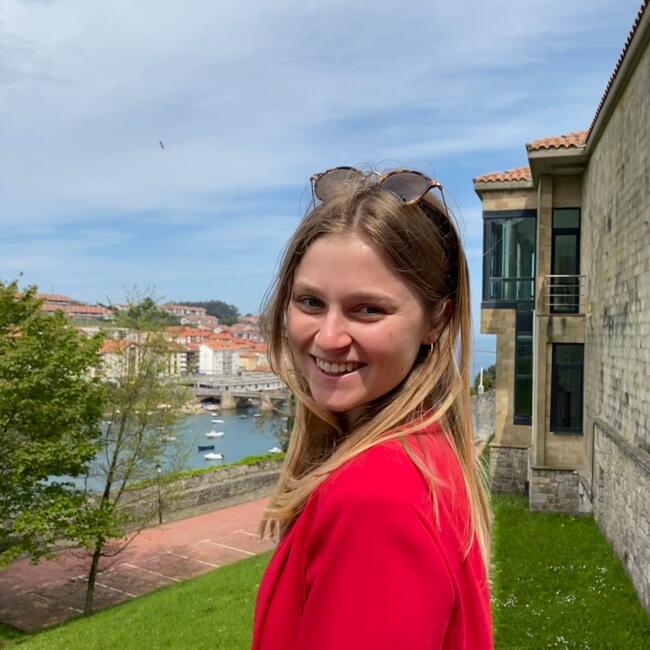 Babysitter in Bartrès: Emma