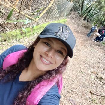 Babysitting job in Santiago de Cali: babysitting job Nenyireth