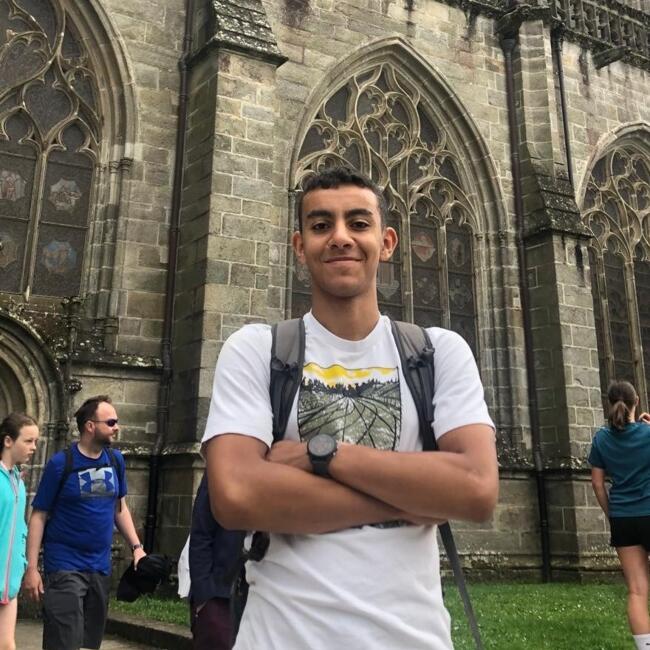 Babysitter in Clichy: Ilias