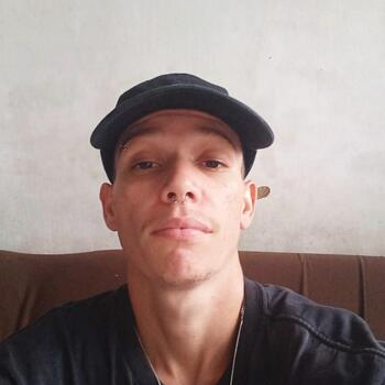 Babysitting job in Limeira: babysitting job Kadu