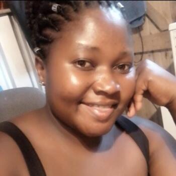 Babysitting job in Cape Town: babysitting job Loveness