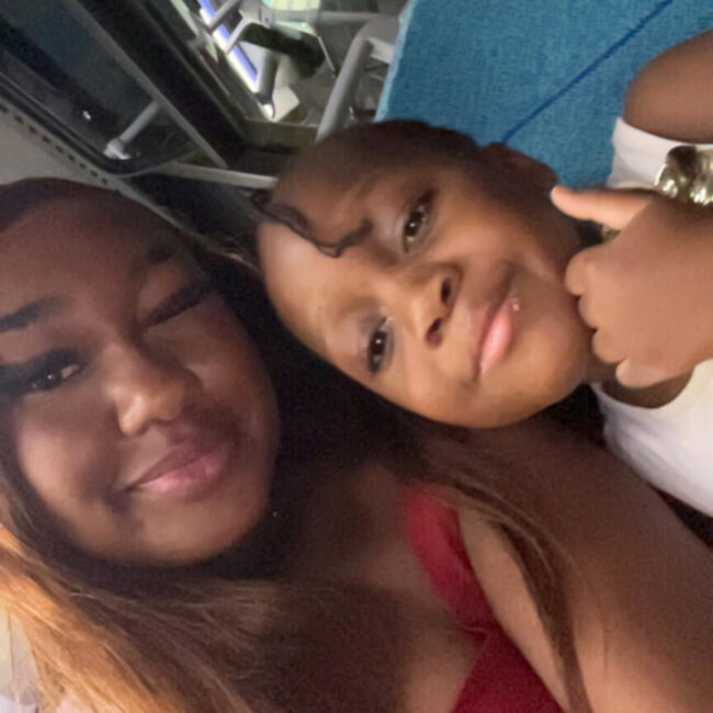 Babysitter in Suresnes: Jade