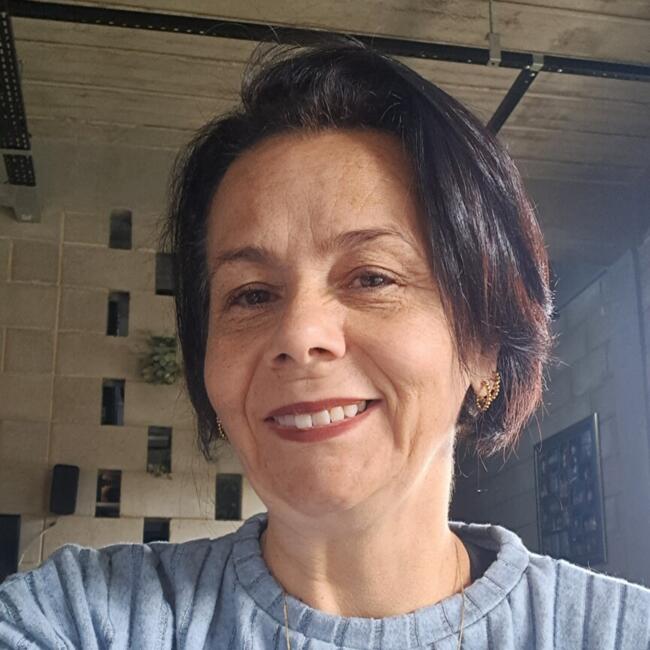 Babysitter in Capela do Alto: Marli
